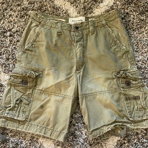 Men’s A&F cargo shorts